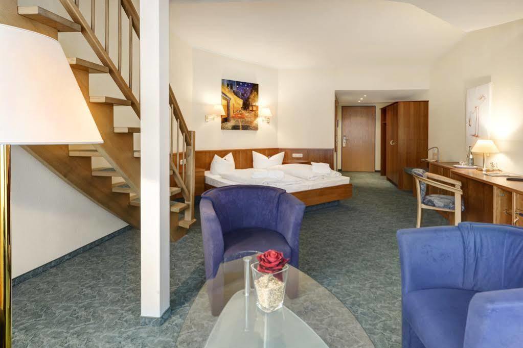 Pescheks Hotel Luisenhohe-Mein Hotel In 발스로드 외부 사진